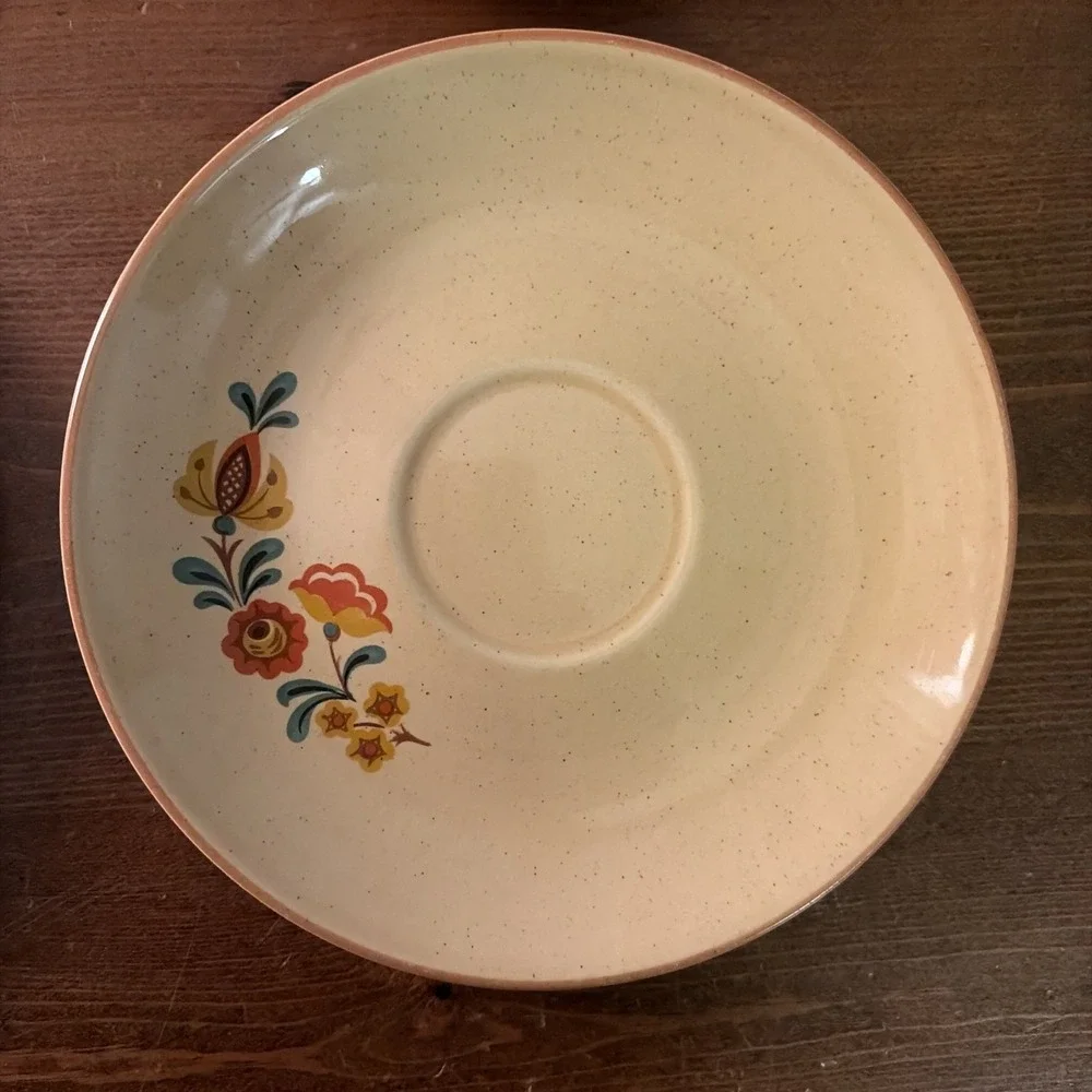 SET OF 4 VTG TAYLOR SMITH & TAYLOR REVEILLE ROOSTER SAUCERS‎